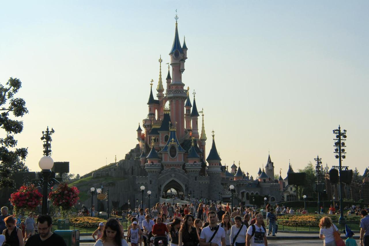 Appartement Wakandais-proche Disney, parking&wifi Montevrain Bagian luar foto